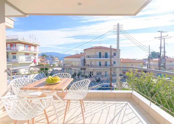 Neos Marmaras Family Suite