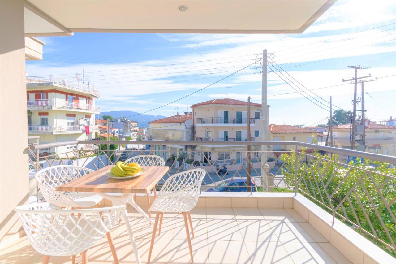 Family Apartment Neos Marmaras